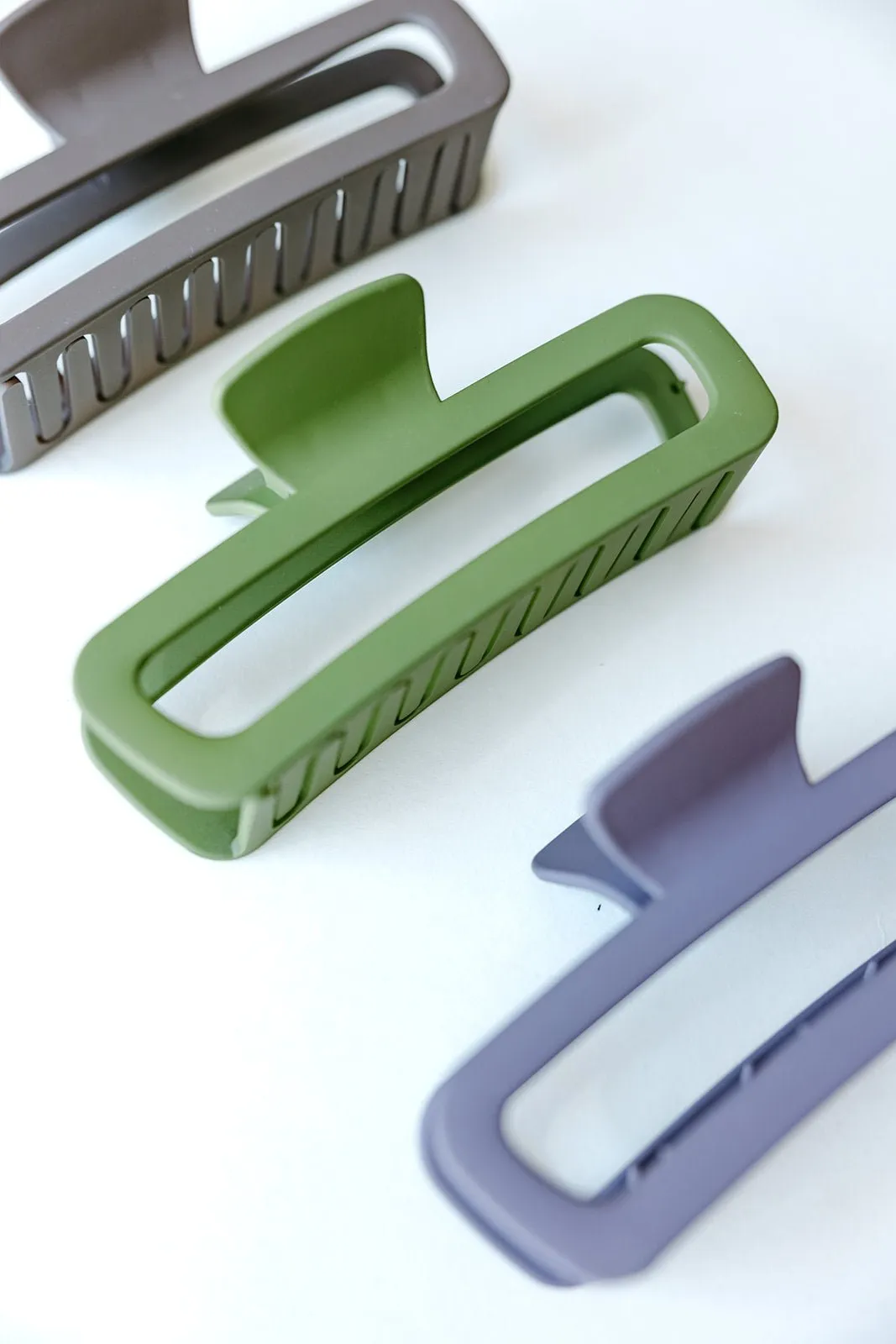Must Have Claw Clip Andi