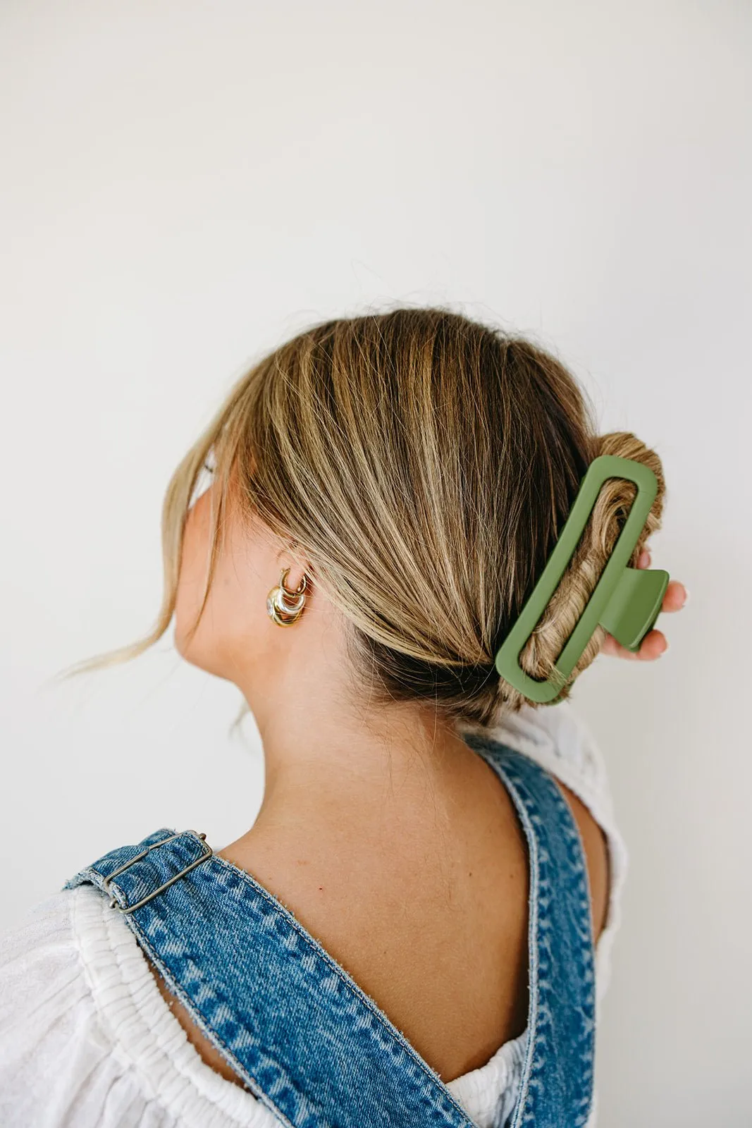 Must Have Claw Clip Andi