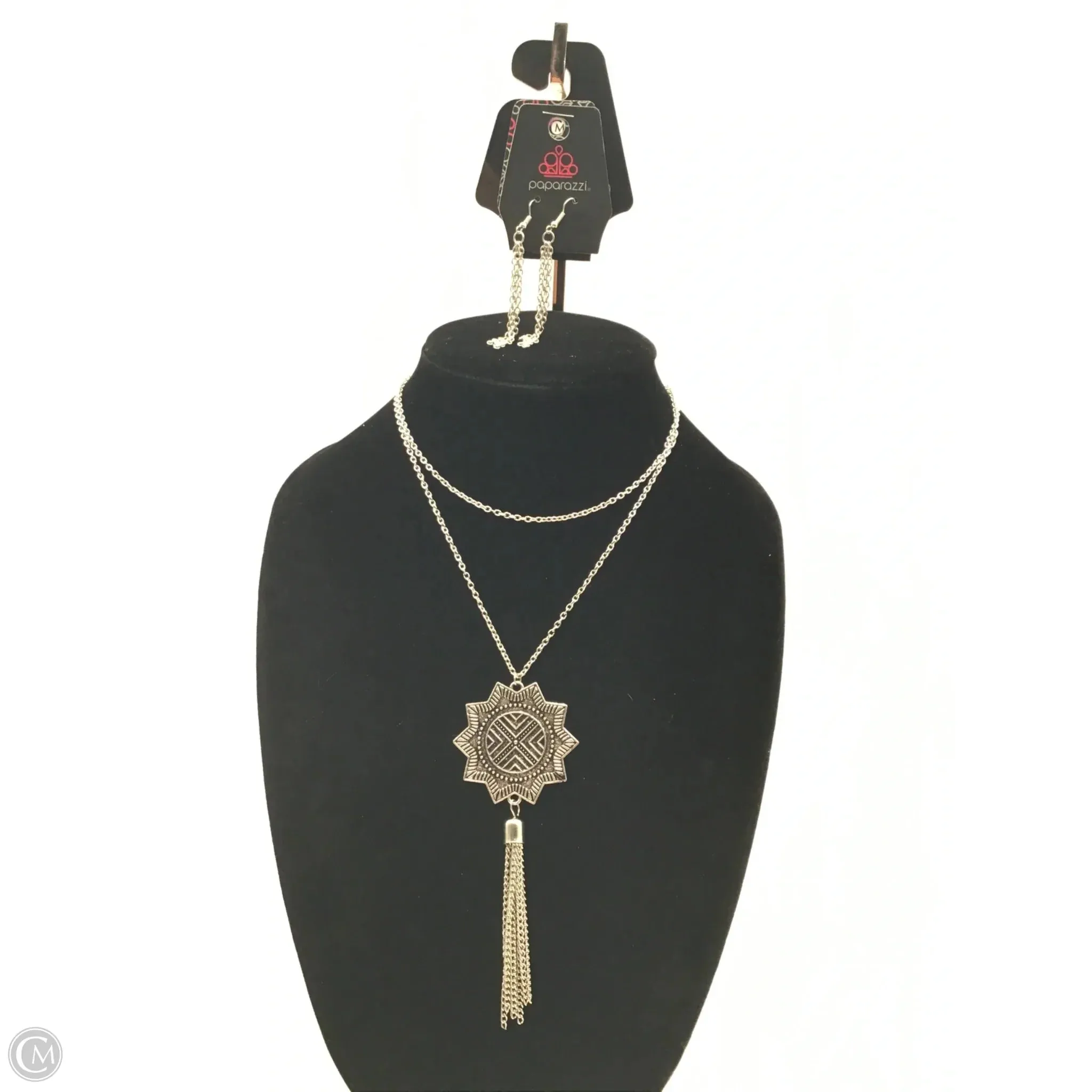 Necklace Set By Paparazzi, Size: 02 Piece Set