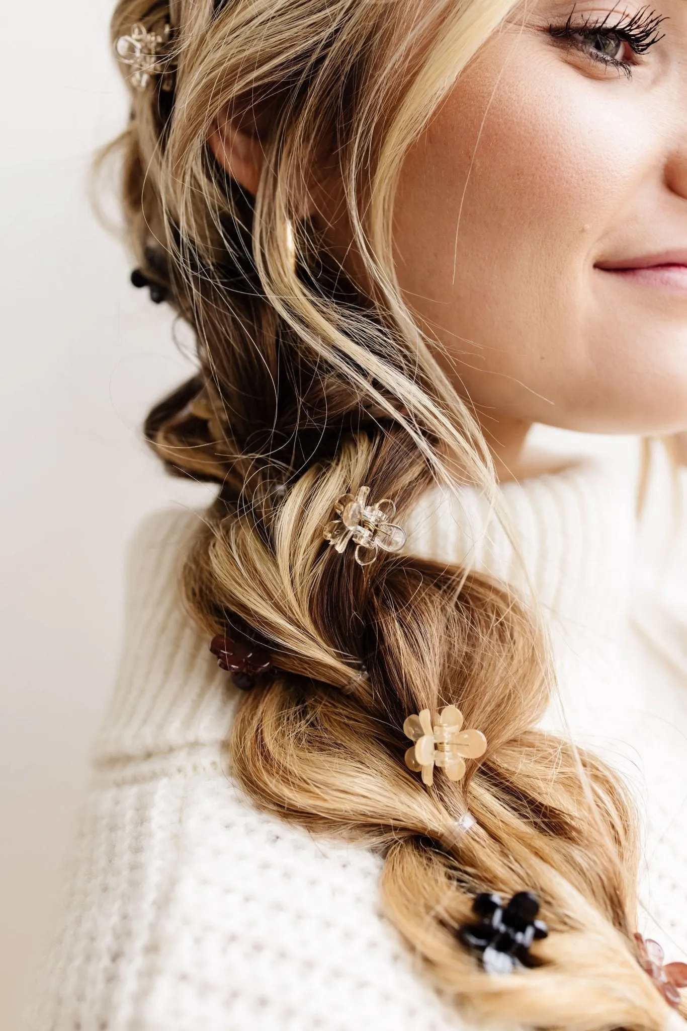 Neutral Essentials Micro Claw Clip Pack Andi