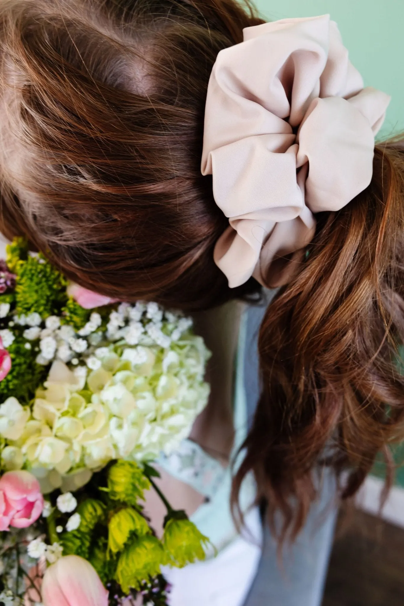 Oat Milk Jumbo Scrunchie Andi