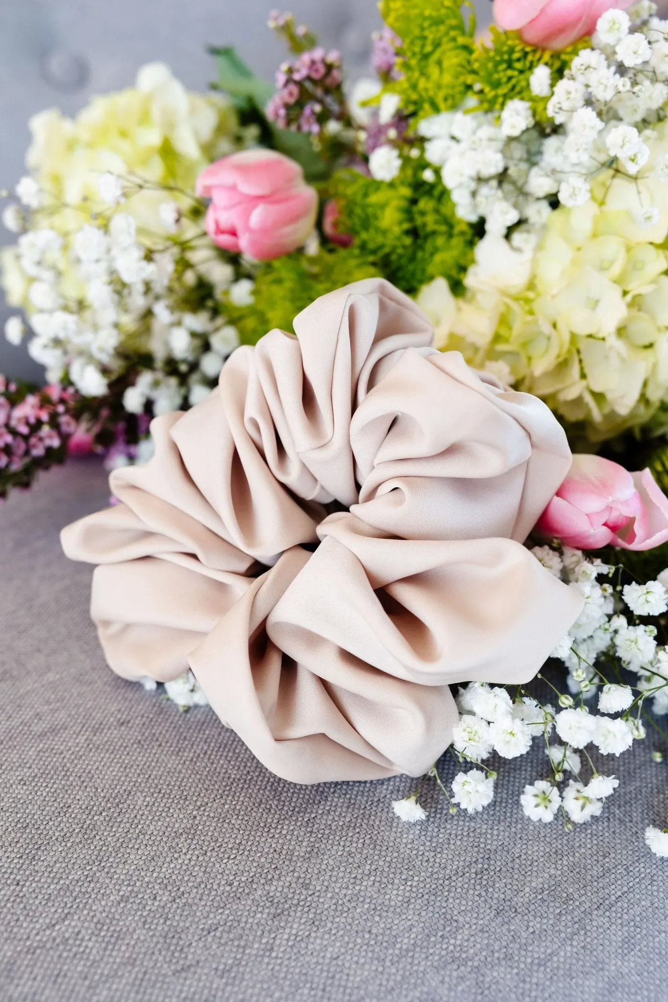 Oat Milk Jumbo Scrunchie Andi