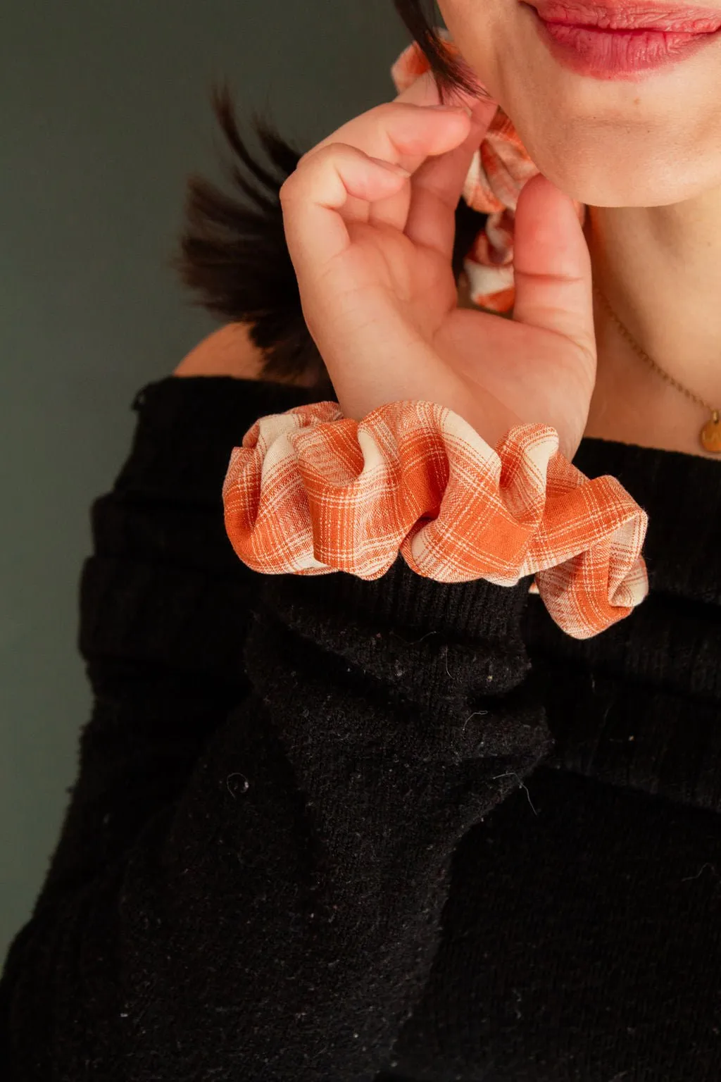October Harvest Oversized Scrunchie Andi