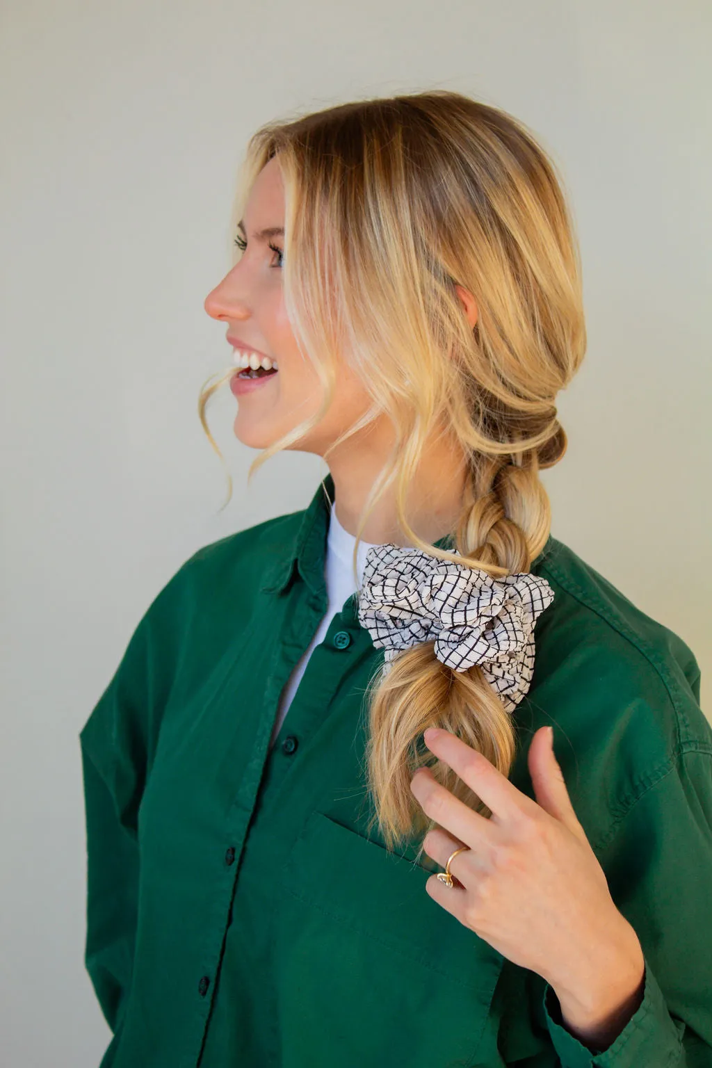 Off The Grid Jumbo Scrunchie Andi