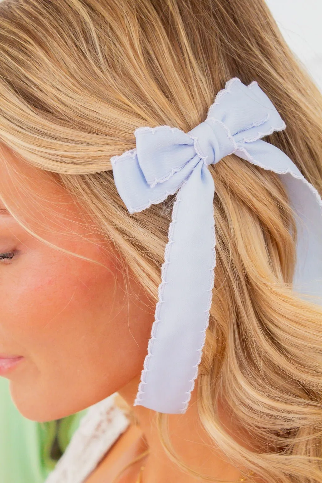 Olivia Long Bow Clip Andi