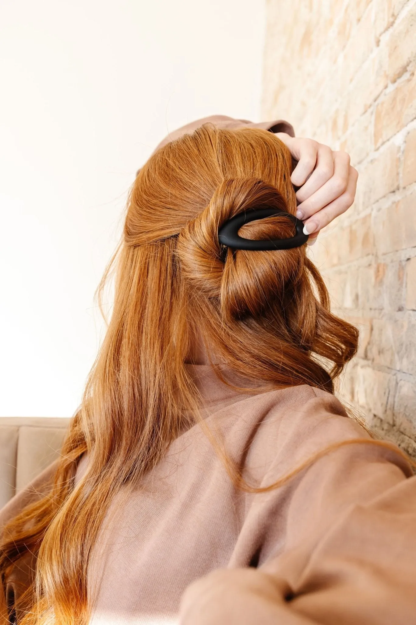 Oval Barrette Andi