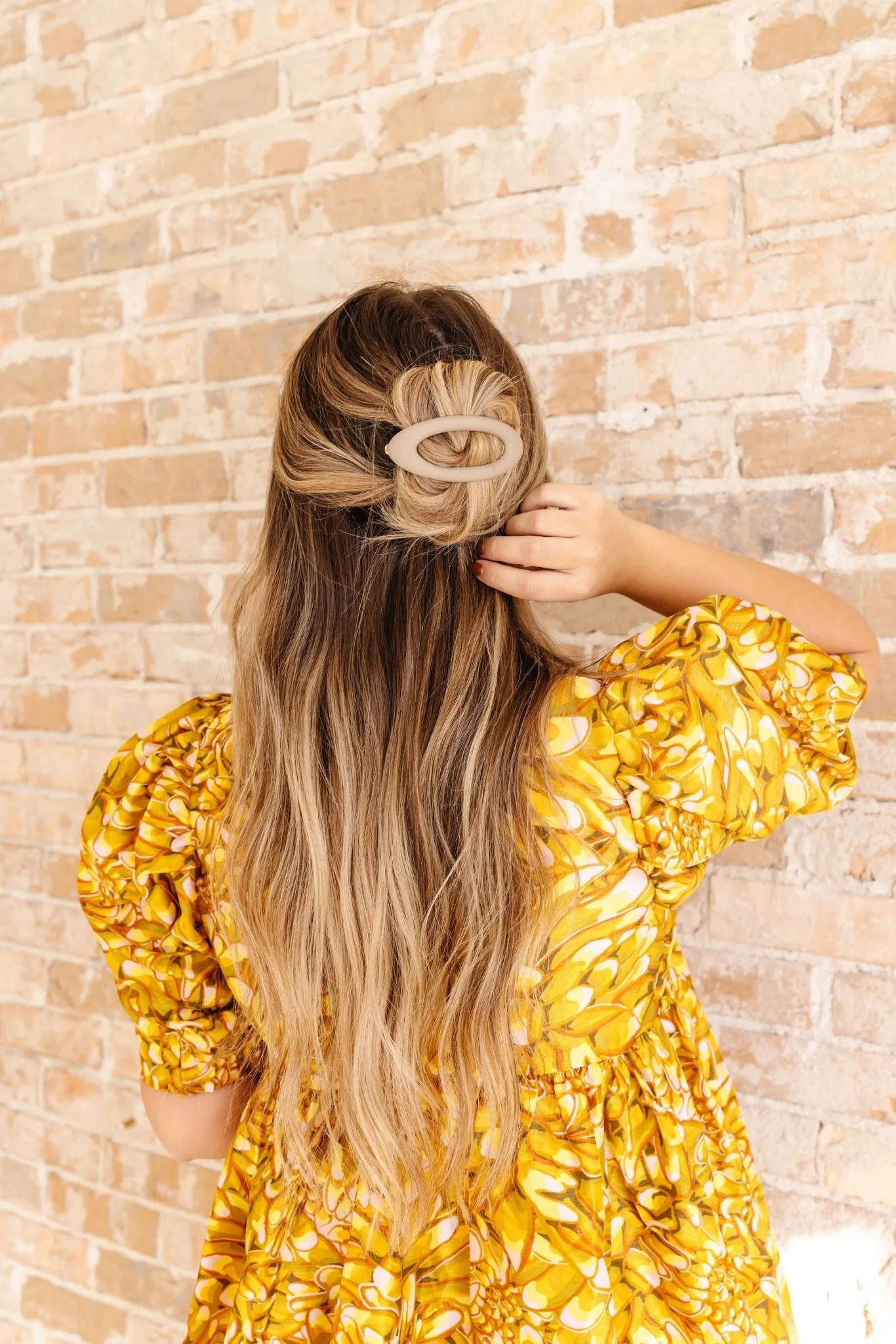 Oval Barrette Andi