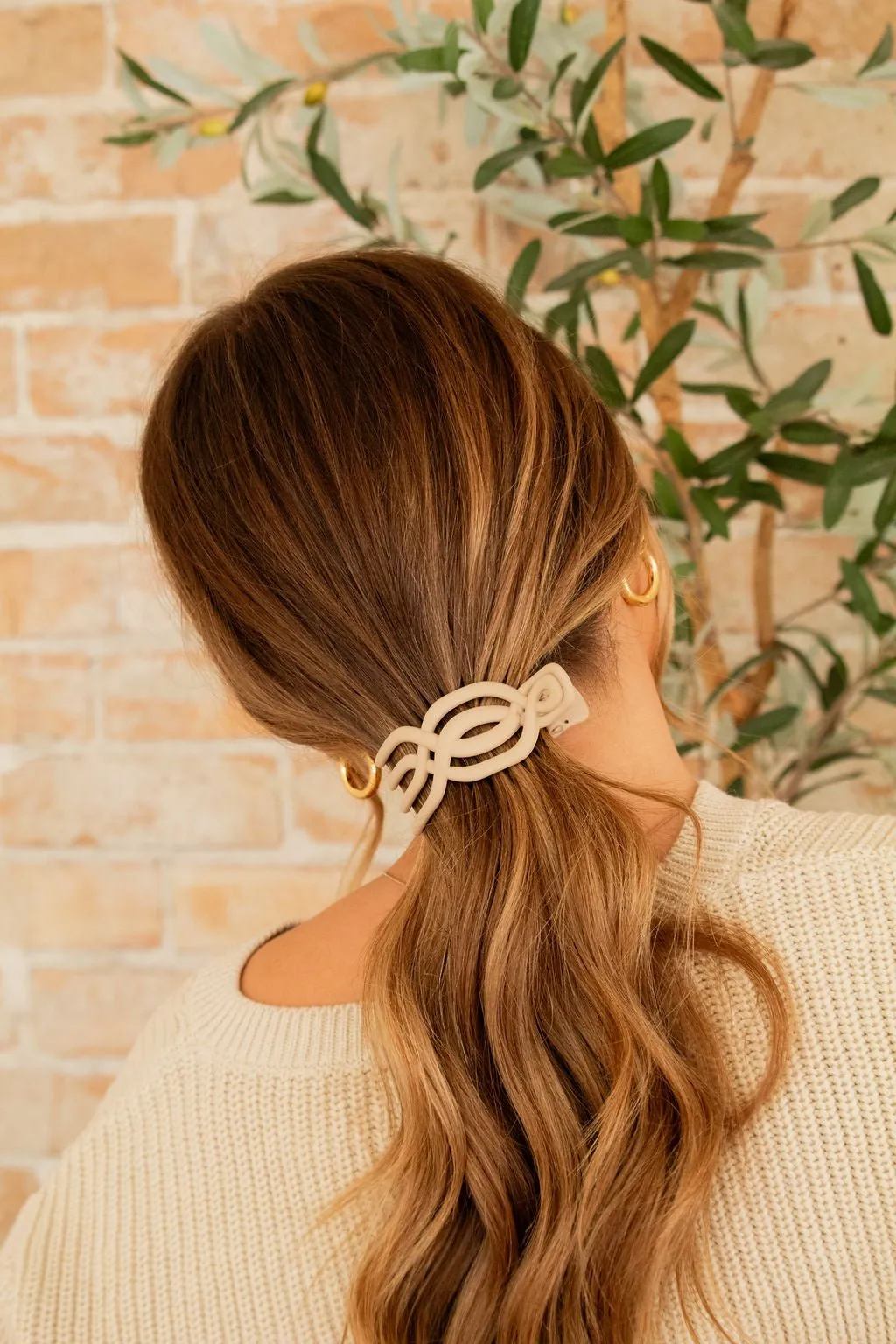 Overlapping Flat Claw Clip Andi