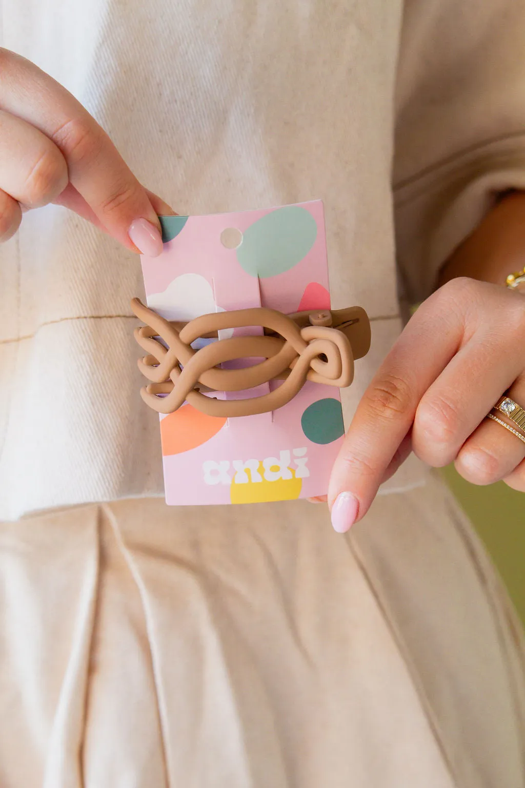 Overlapping Flat Claw Clip Andi