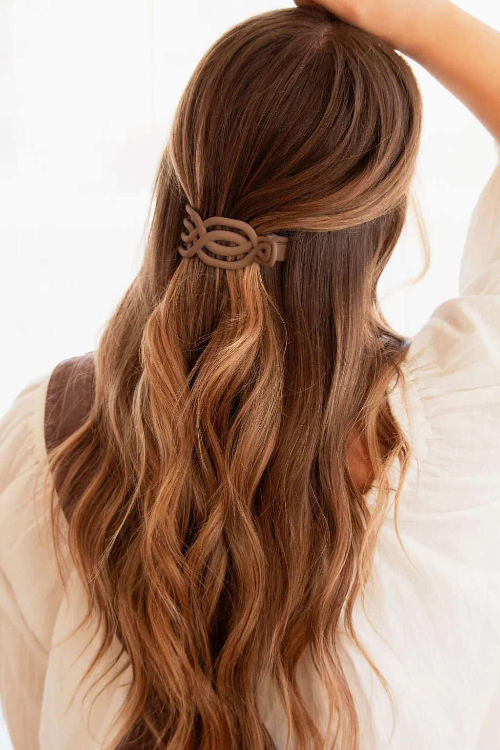 Overlapping Flat Claw Clip Andi