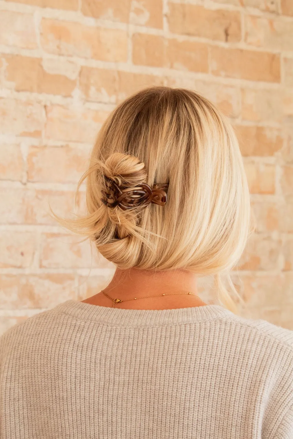 Overlapping Flat Claw Clip Andi