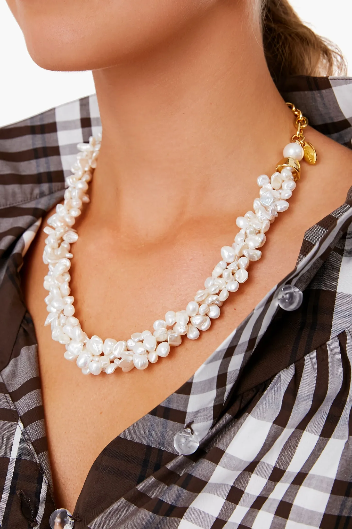 Petal Pearl Collar