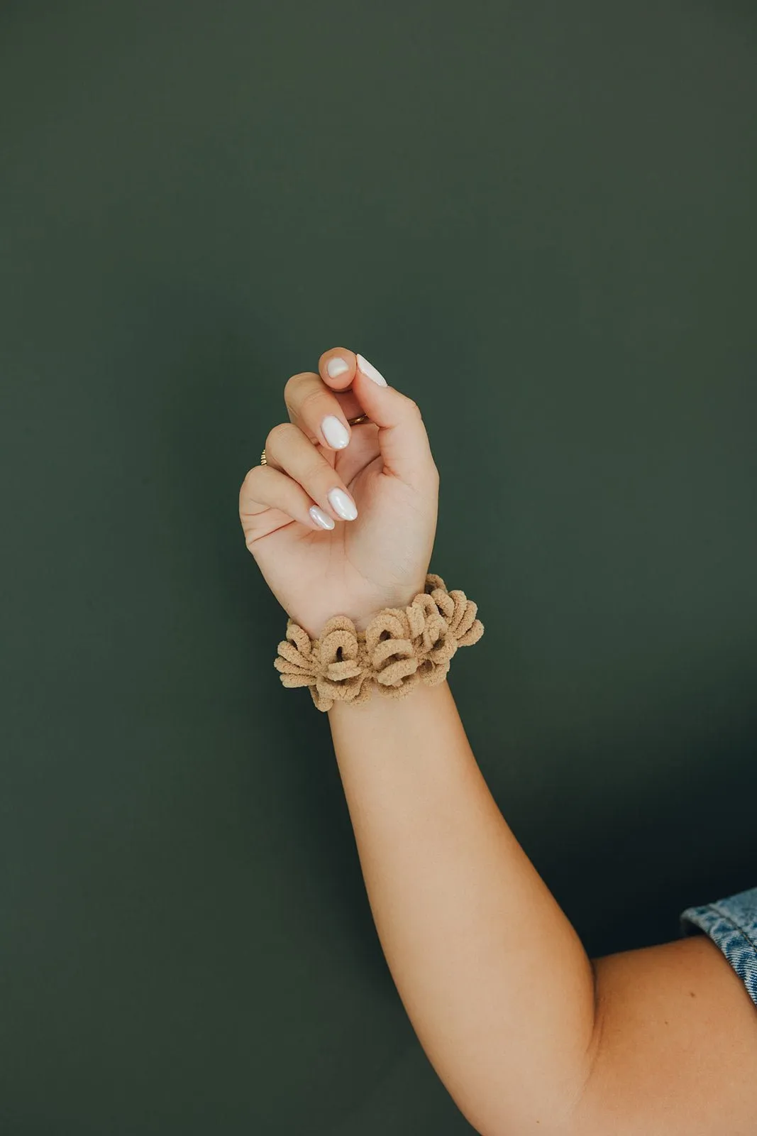 Plush Ruffle Scrunchie Andi