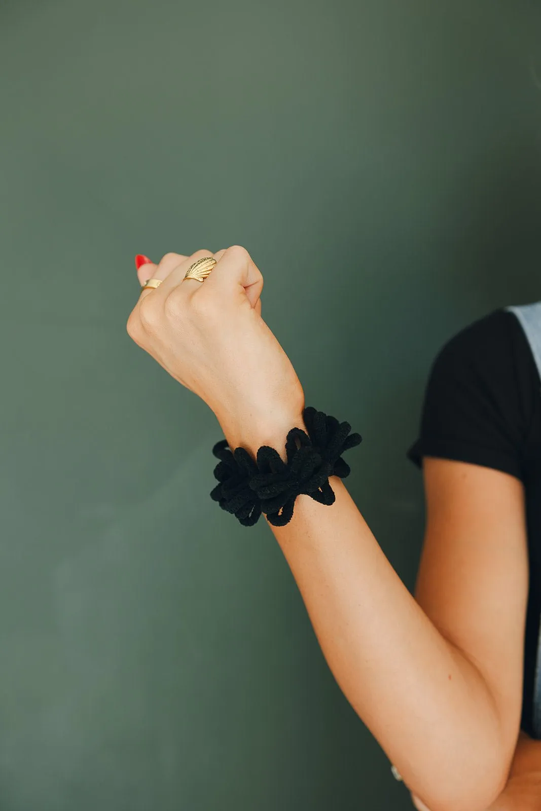 Plush Ruffle Scrunchie Andi
