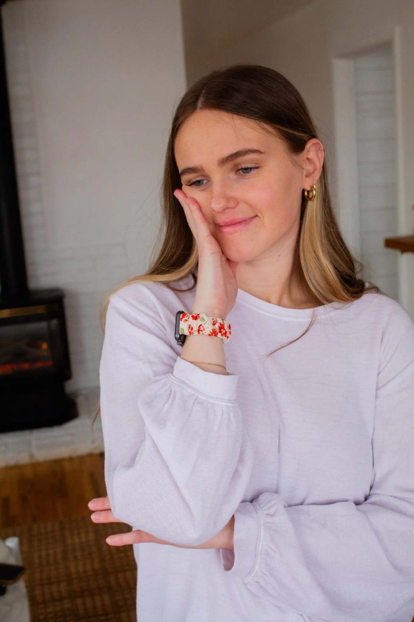 Pretty Poppy Scrunchie Band Compatible with Apple Watch Andi