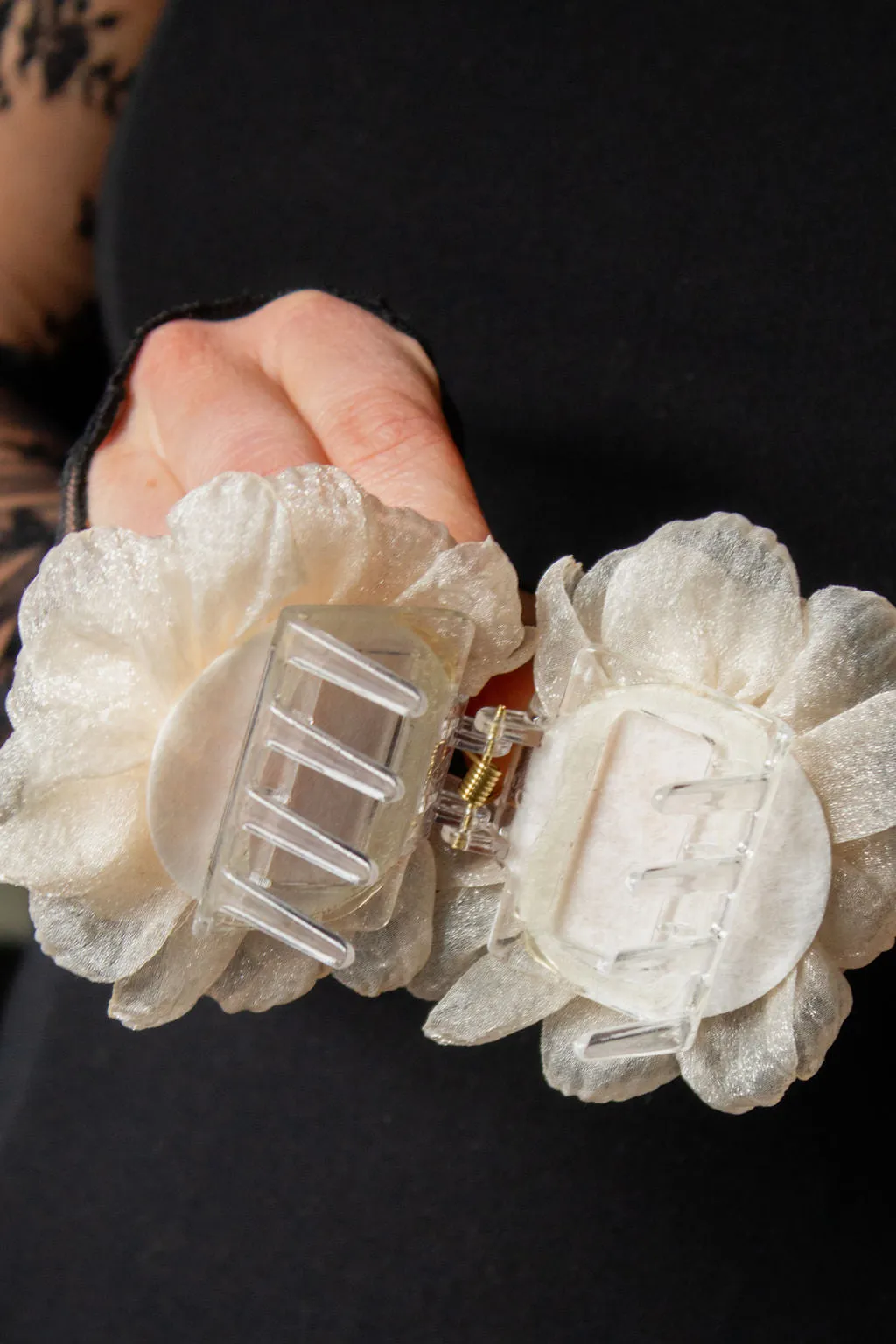 Rose Ruffle Claw Clip Andi