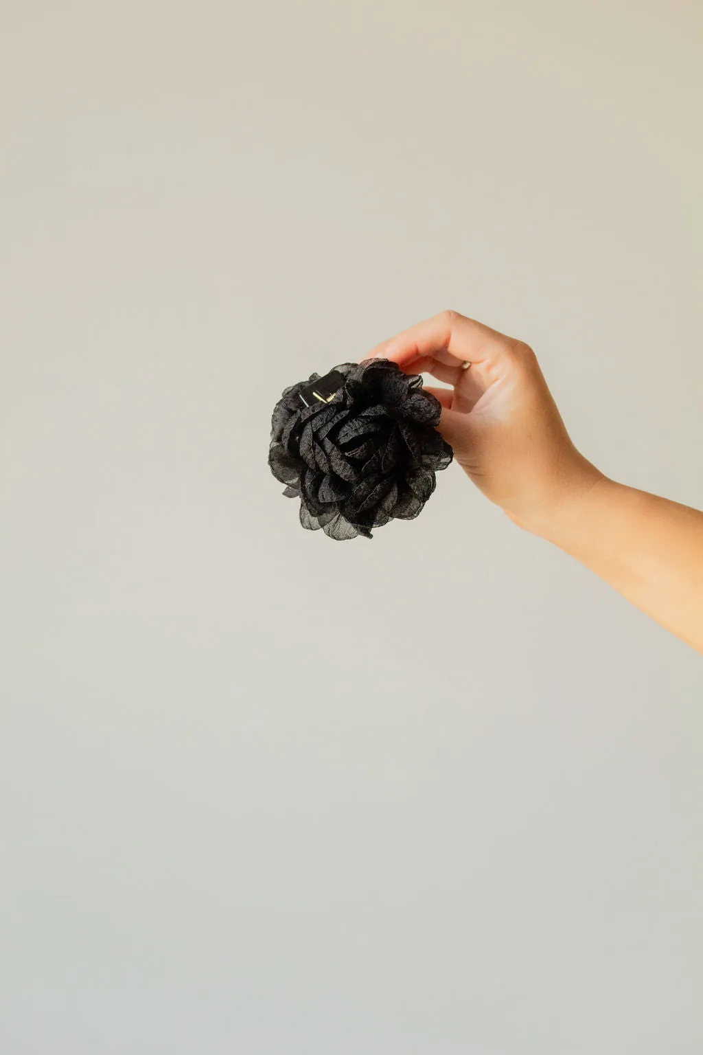 Rose Ruffle Claw Clip Andi