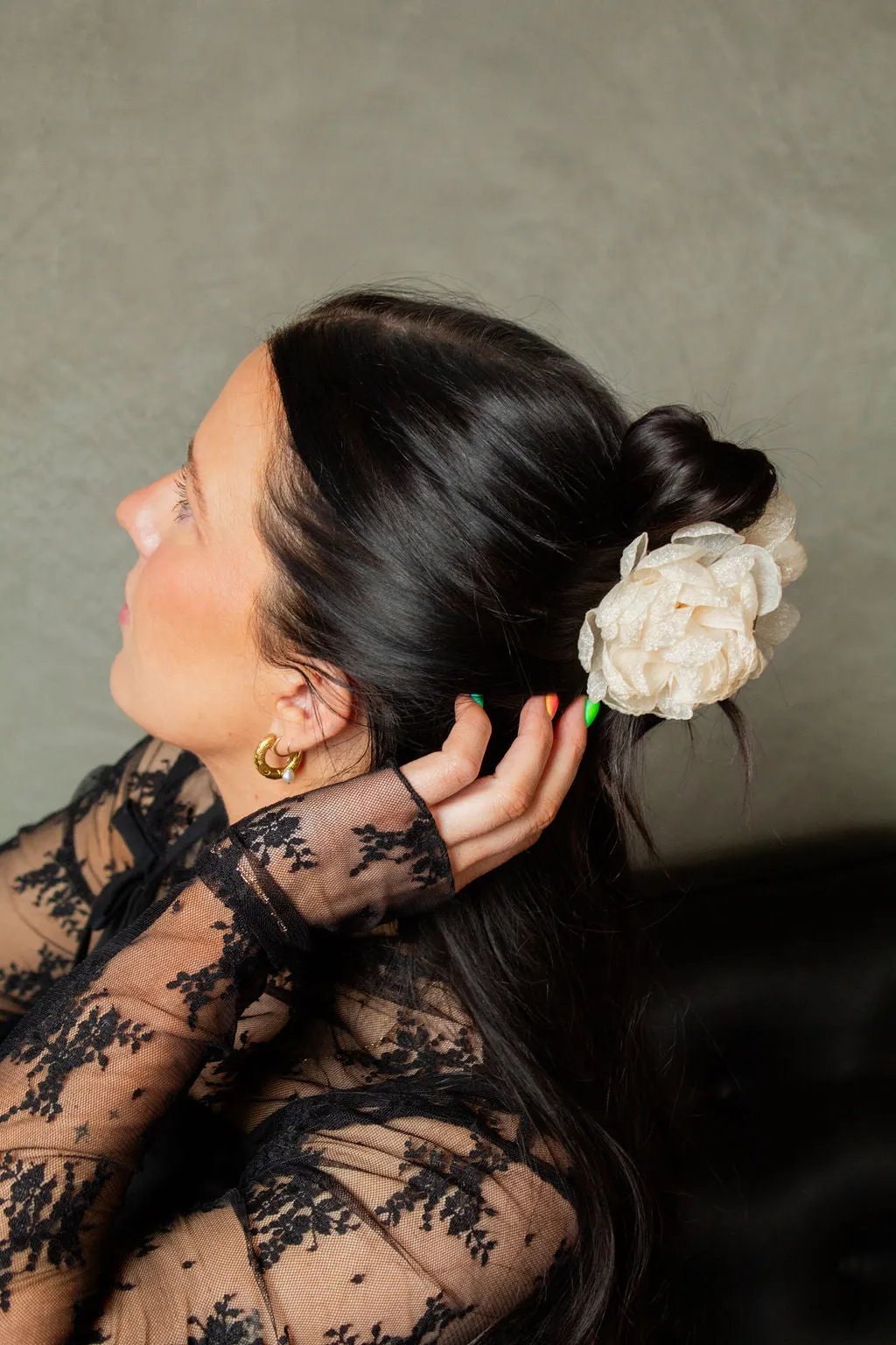 Rose Ruffle Claw Clip Andi