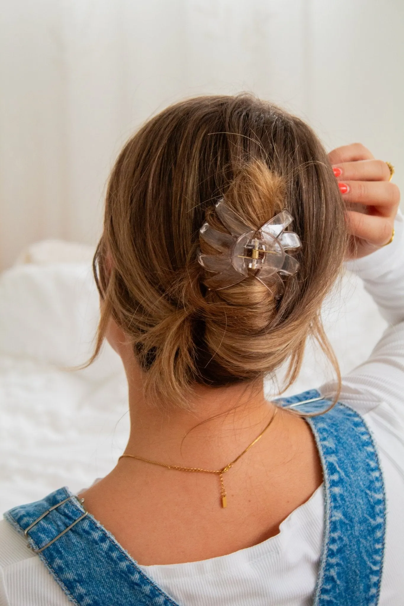 Rosewater Claw Clip Andi