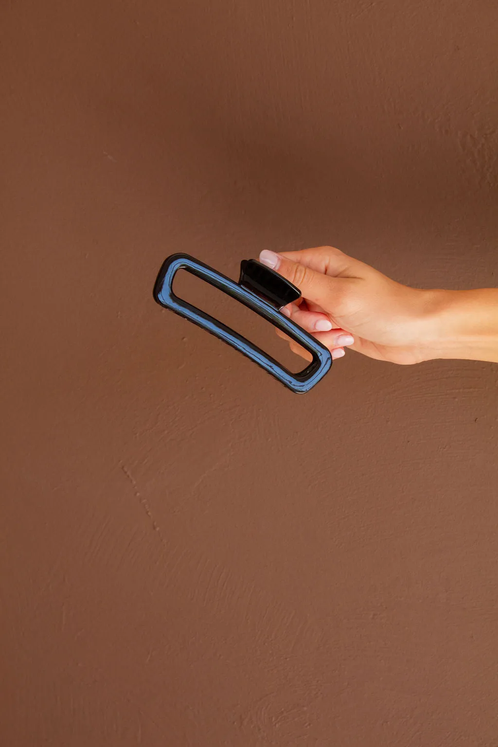 Shiny Black XL Claw Clip Andi