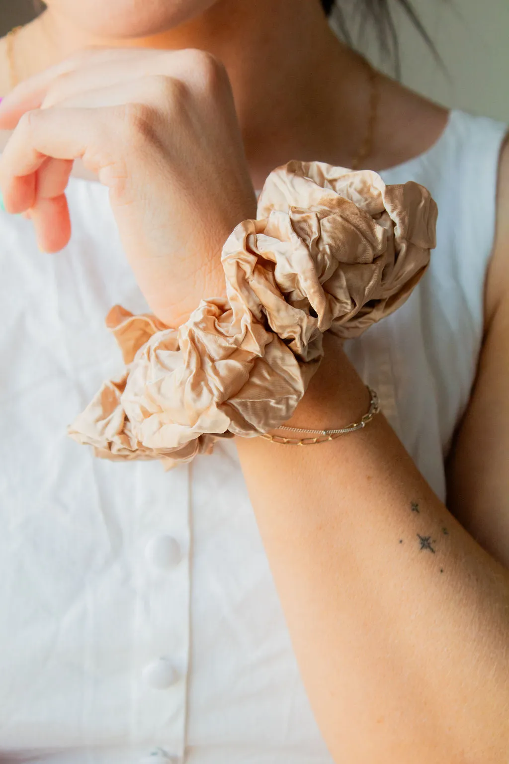 Silky Champagne Jumbo Scrunchie Andi