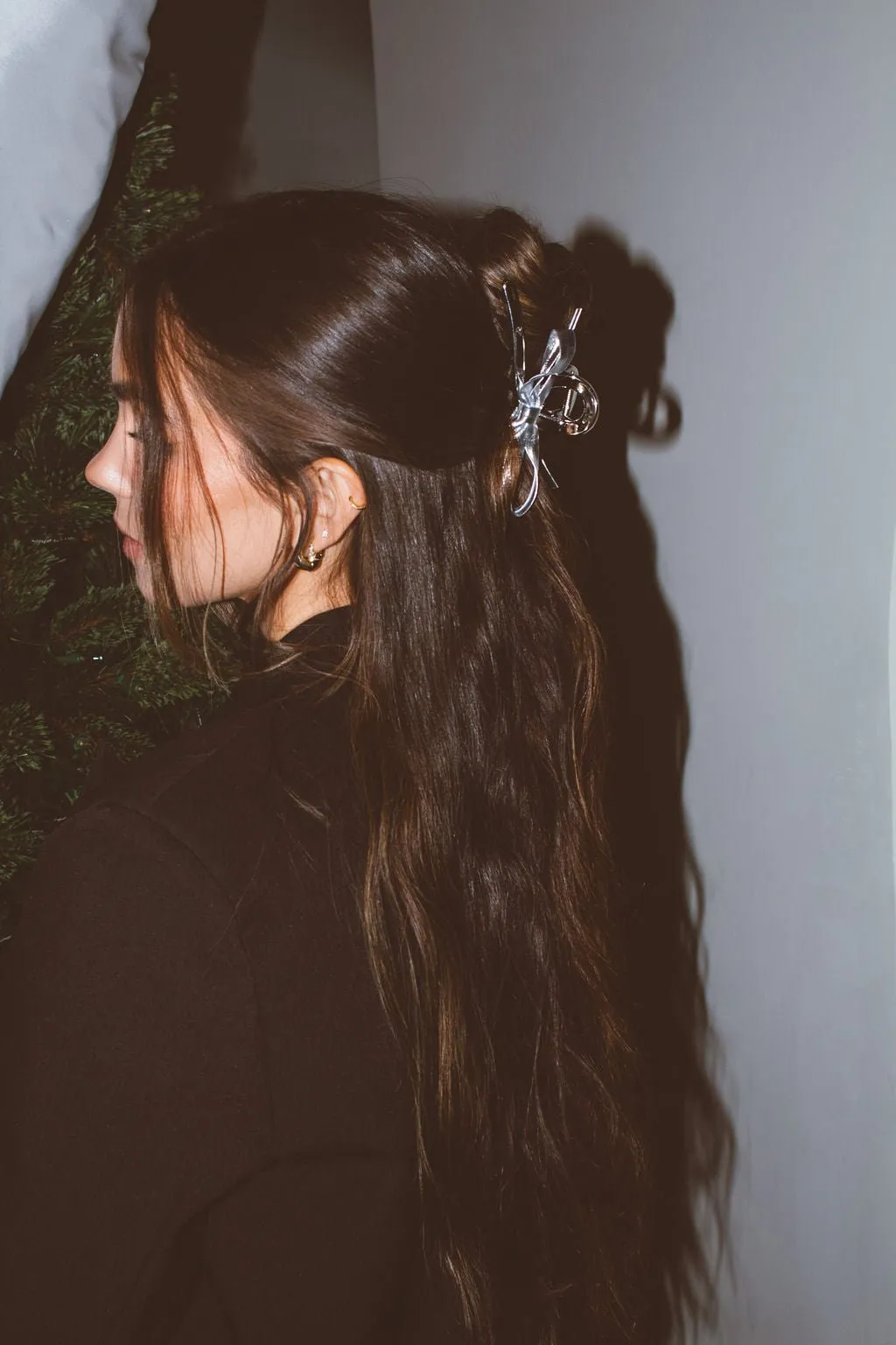 Silver Loop Bow Claw Clip Andi