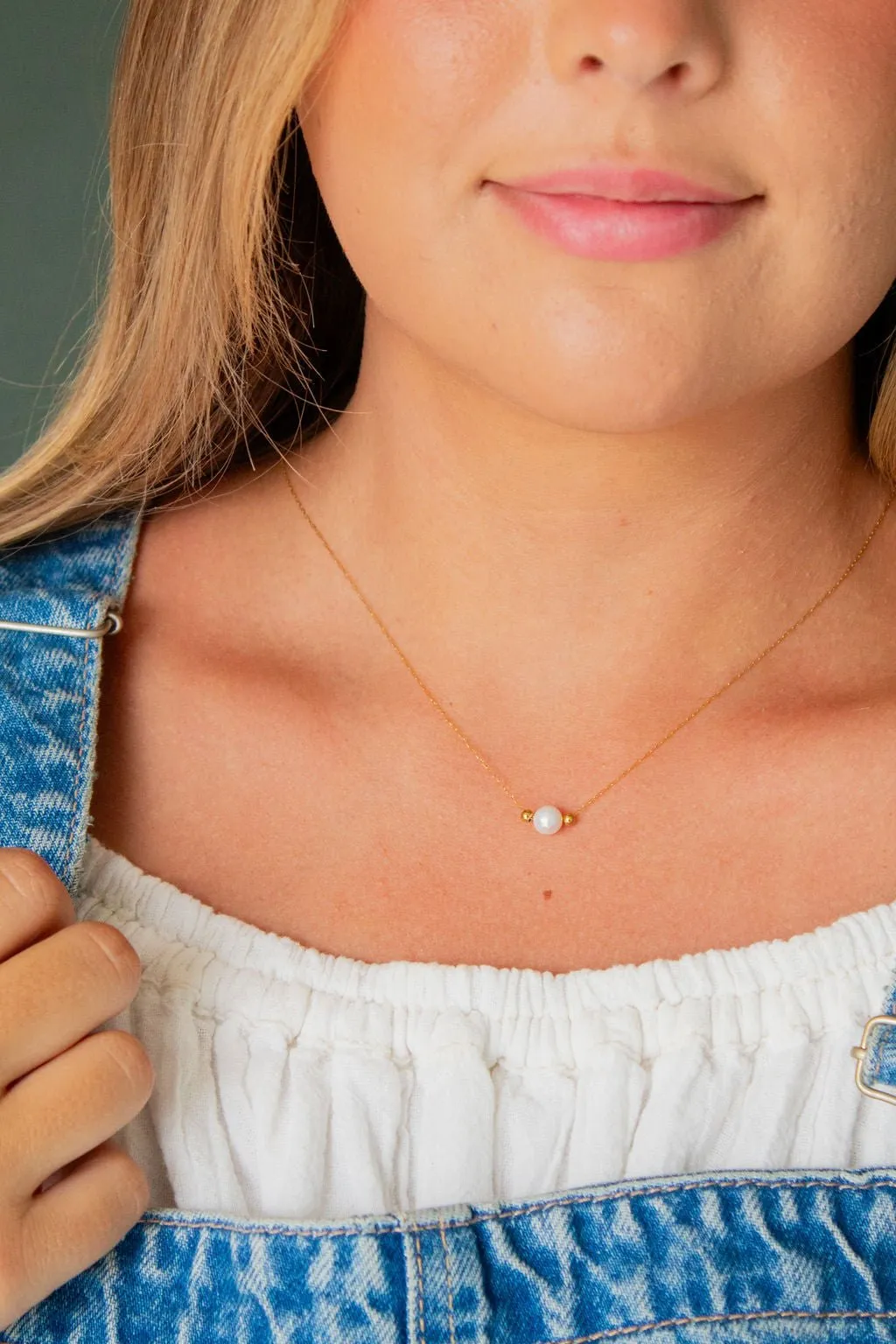 Simple Pearl Pendant Necklace Andi