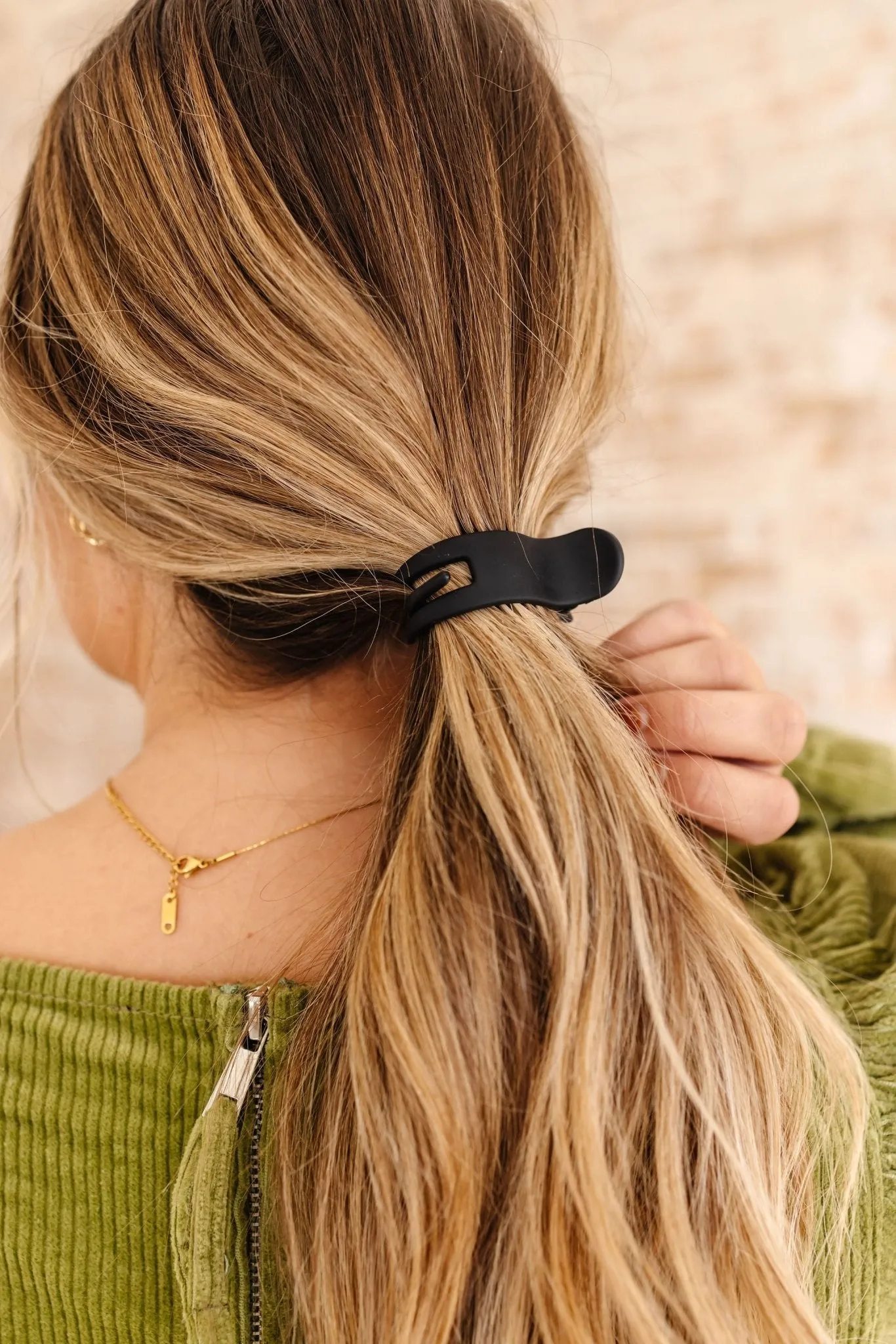 Skinny Ponytail Claw Clip Andi
