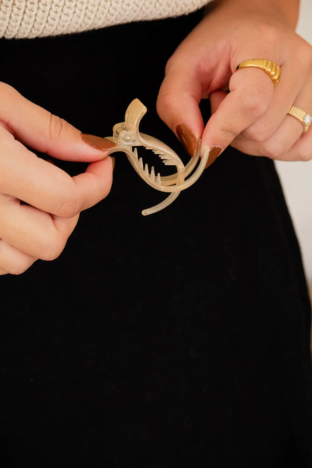 Skinny Ponytail Claw Clip Andi