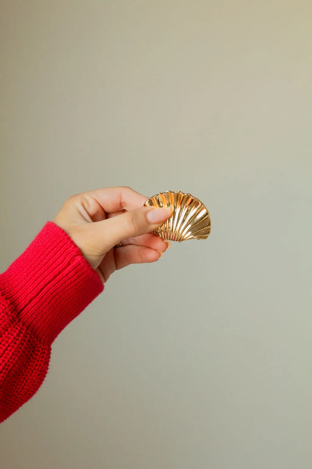 Small Gold Seashell Claw Clip Andi
