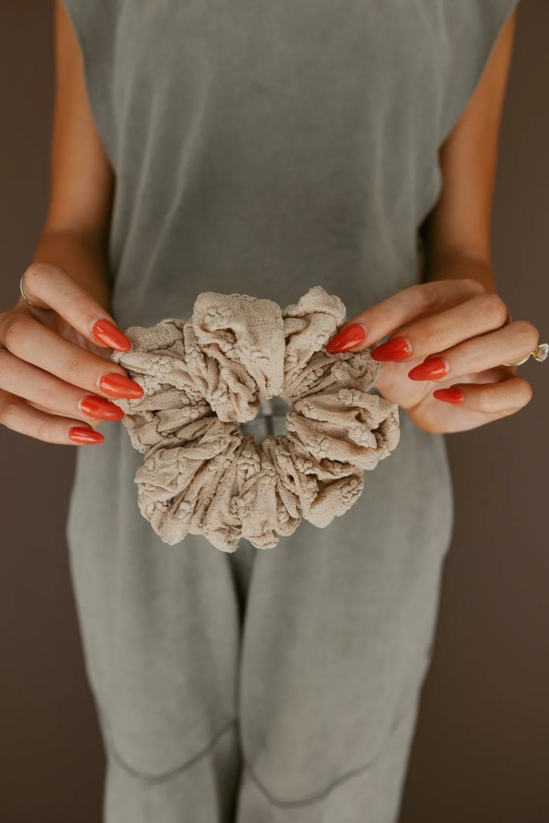 Tessa Jumbo Scrunchie Andi