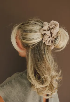Tessa Jumbo Scrunchie Andi