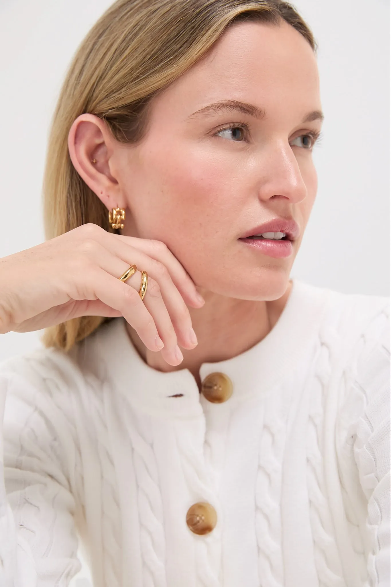 The Gold Alma Ring