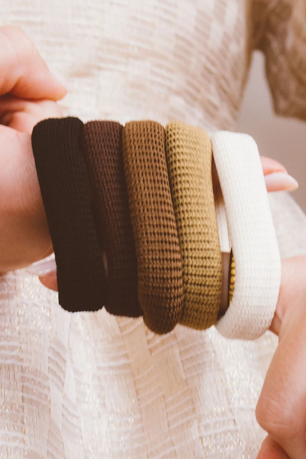 Thick Neutral Ponytail 5-Pack Andi