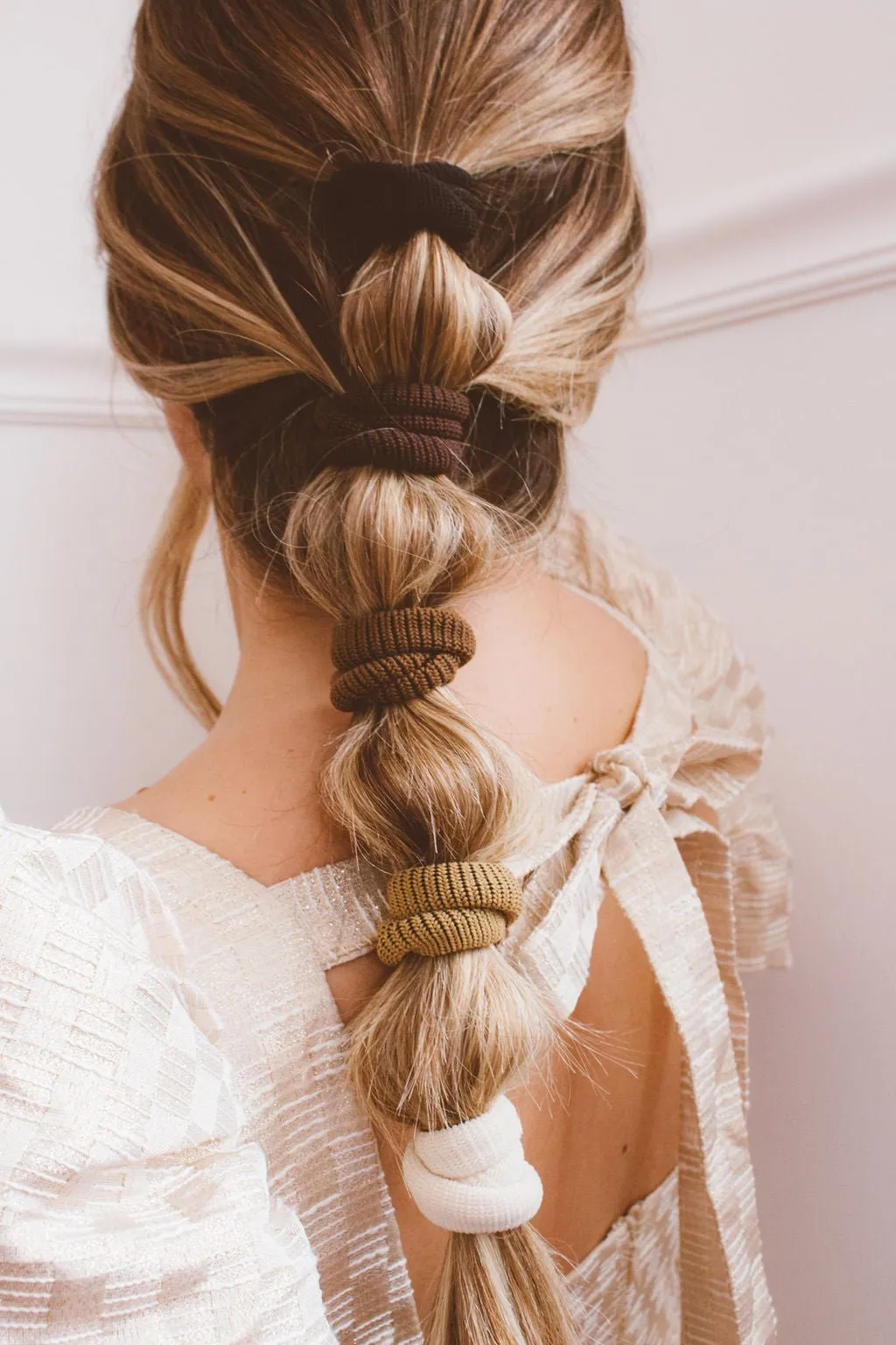 Thick Neutral Ponytail 5-Pack Andi
