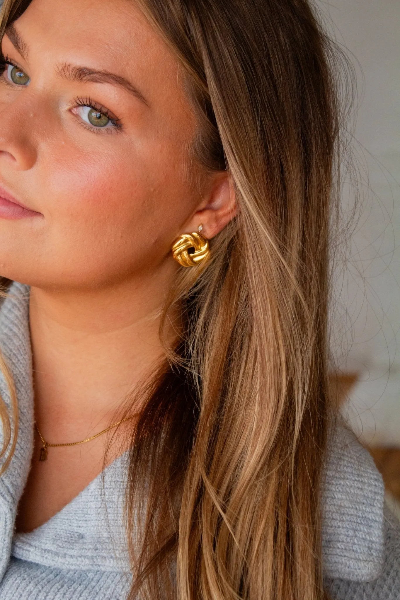 Tie The Knot Studs Andi