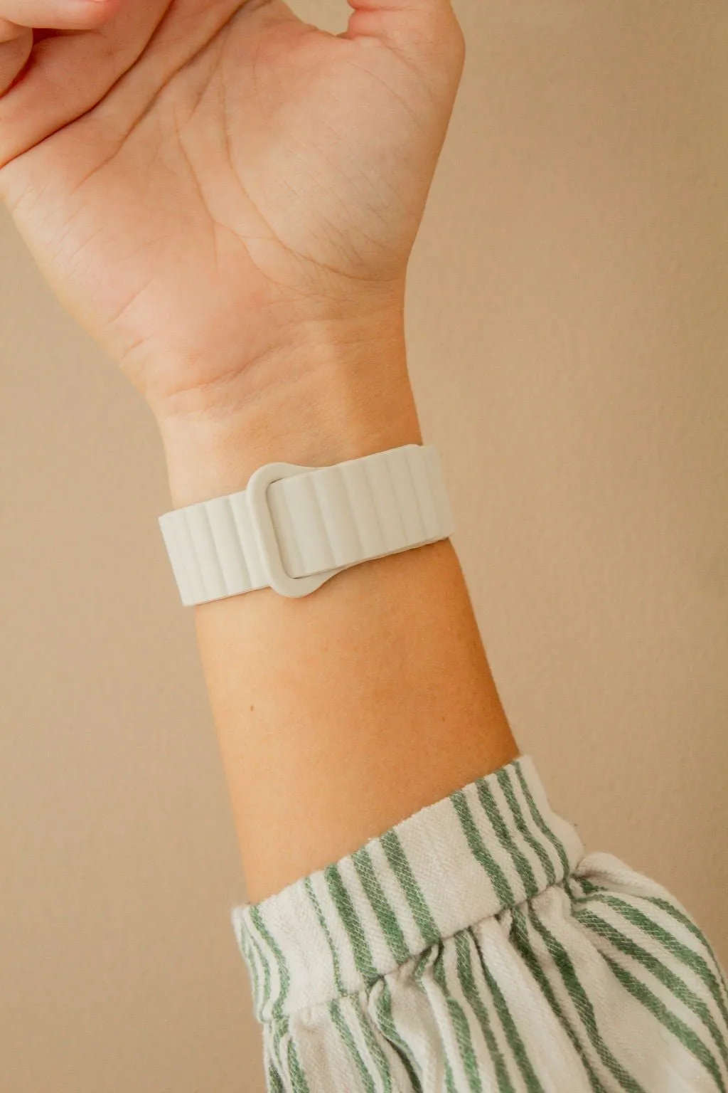 Warm White Magnetic Loop Watch Band Andi