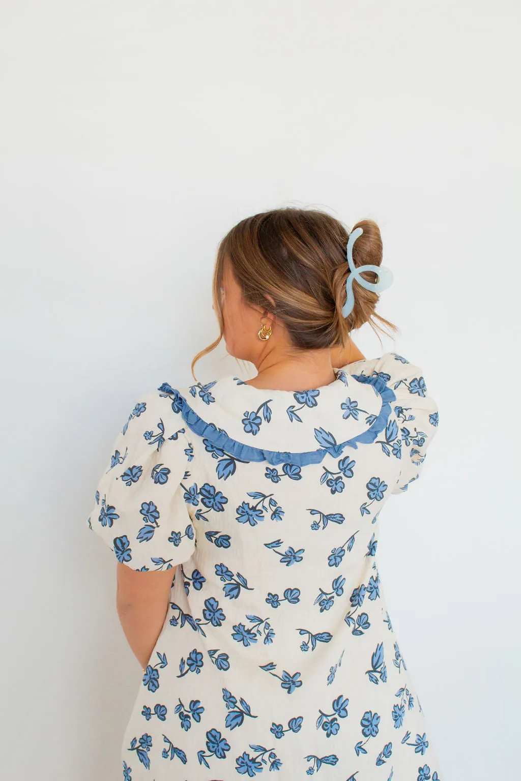 XL Blue Jelly Claw Andi
